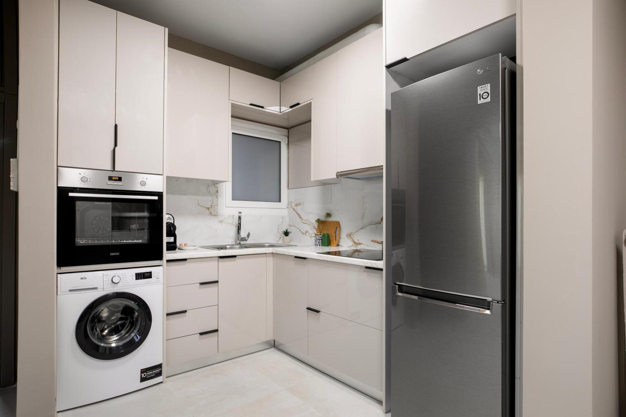 Exarcheia Urban Apartment - Lycabettus Hill Афины Экстерьер фото